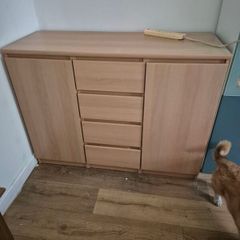 sideboard