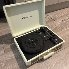 Crosley Cream | Vinyl Record Player