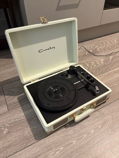 Crosley Cream | Vinyl Record Player