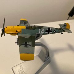 Corgi Messerschmitt Bf109E-4 - Diecast Aircraft Model - 1/72 Scale - AA28003