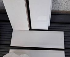Metro beveled edge white tiles