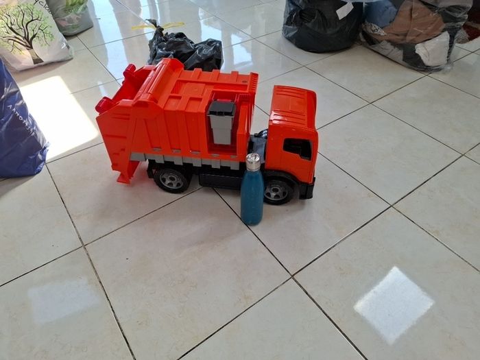 dump truck