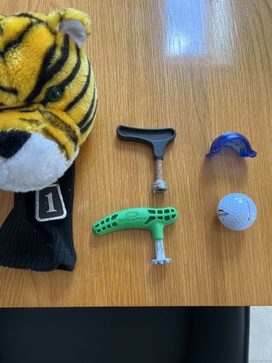 Tiger Driver Cover, tees, ball marker,stud remover