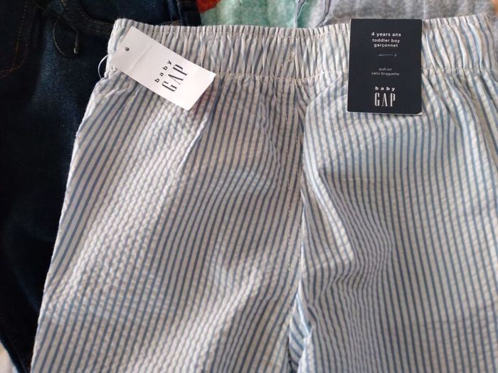 Brand new trousers age 3 to 4 years