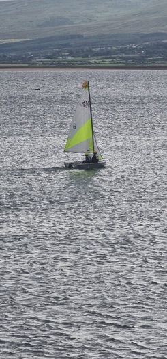 Dinghy 's
