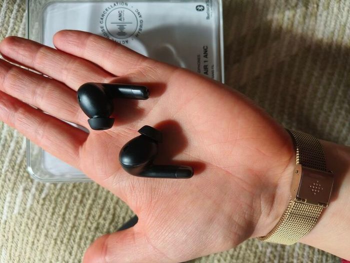 Wireless Happy Plugs - Made in Sweden