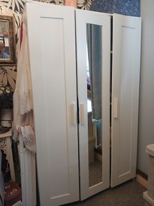 wardrobe