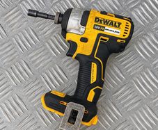 DeWalt DCF887 18V XR Brushless Impact Driver