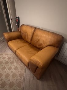 2 seater leather couch