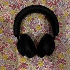 Urbanista Los Angeles headphones