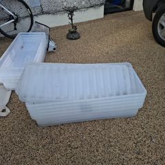 storage boxes 9