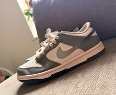 Nike Dunks UK4