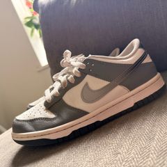 Nike Dunks UK4
