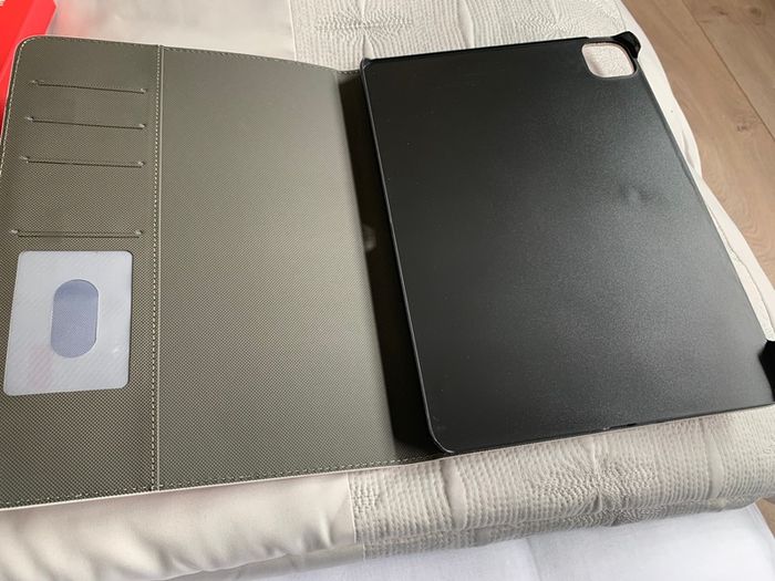 Ipad / Tablet Cases