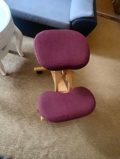 Kneeler chair