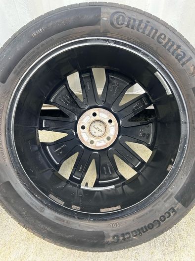Genuine Volvo R-Design 19" Alloy Wheels