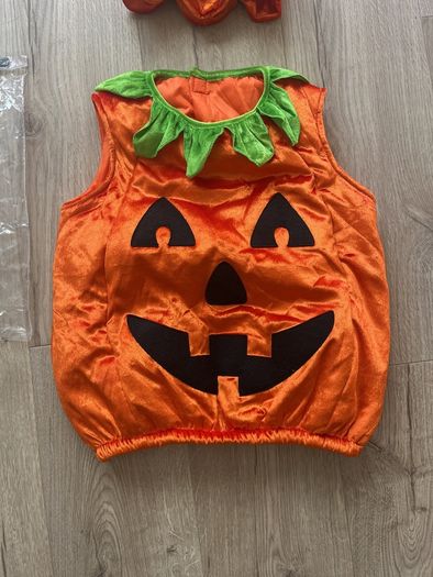 Pumpkin costume 3/4y