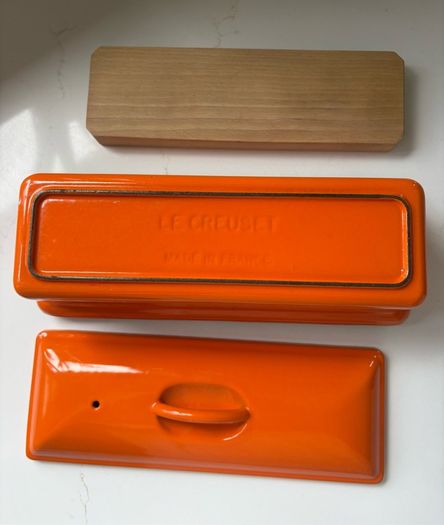le creuset cast iron terrine with press