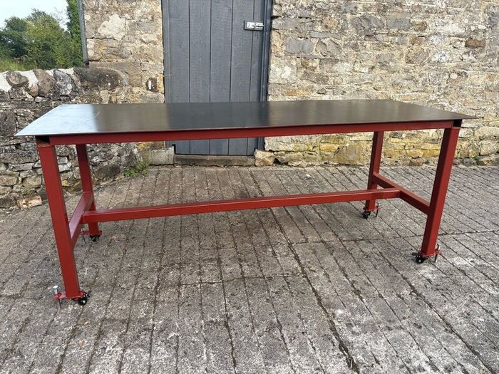 Heavy Duty Steel Work Bench