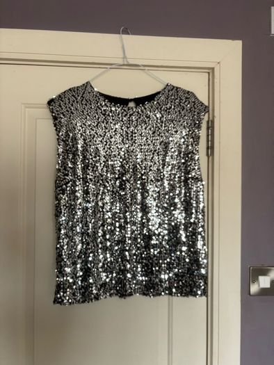 ladies sparkly top
