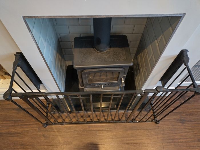Narrow fire guard