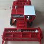 Britains Massey Ferguson Combine Harvester Farm Model Boxed MINT Image 10