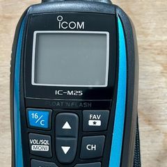 iCOM IC-M25 Vhf Radio Float N Flash
