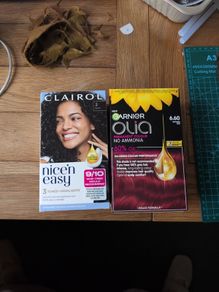 2 pack of hair dye