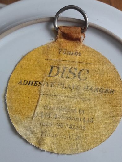 train memorbilia plates