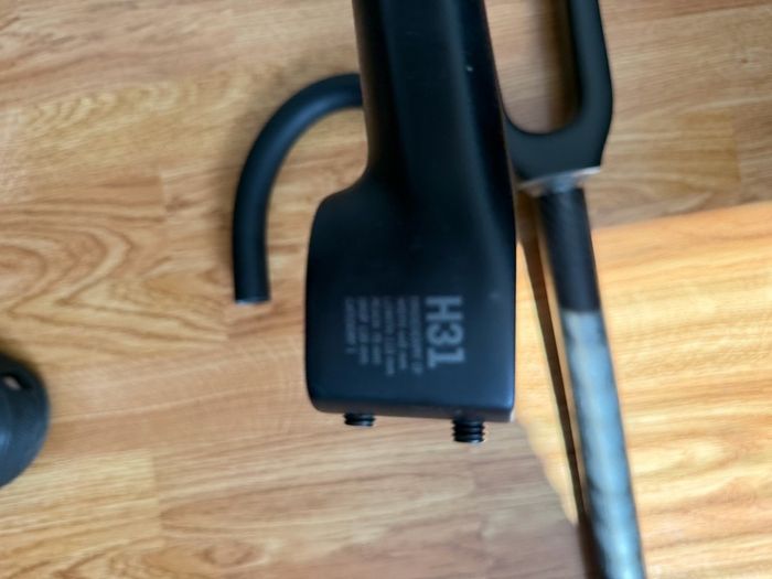Carbon integrated bars and forks off canyon endurace