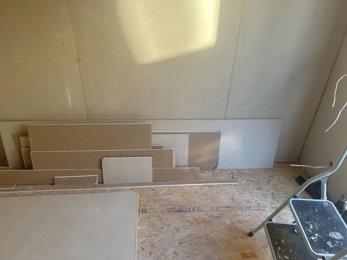 2x plasterboards