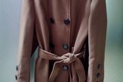 Women's coat with belt