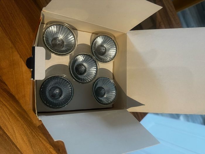10 Halogen Spotlights
