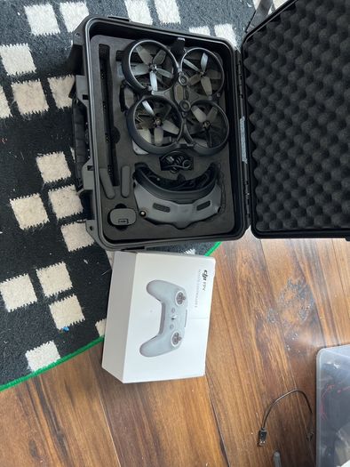 DJI Avata Fly More Combo + Goggles & Controller