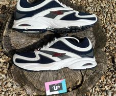 Premium Reebok Classic Retro Vintage