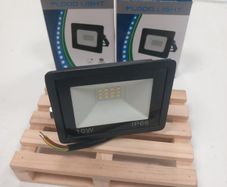 2 pcs x 10 Watt Spot Light LED Brand New in Box.
