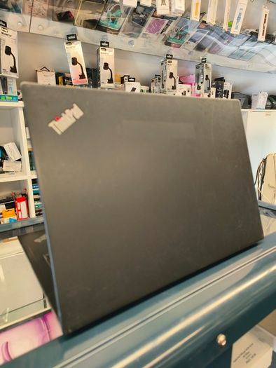 Lenovo Thinkpad X13 G1 13.3" Intel Core i7-10510 (i7 10th Gen) , 16GB, 500GB SSD, Windoews 11 Pro Full HD (Has Sim Card)