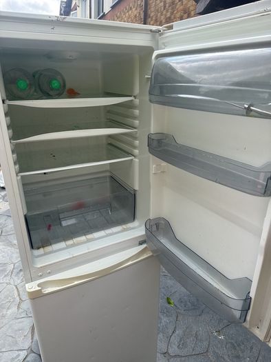 Fridge freezer