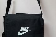 NIKE Cross over bag new no tags