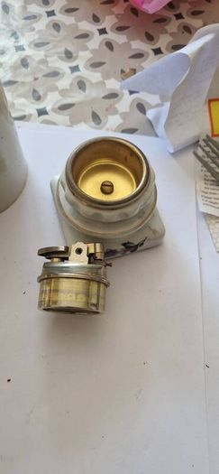 Vintage 1940s Mid-Century Floral Porcelain Table Lighter - Excellent Condition