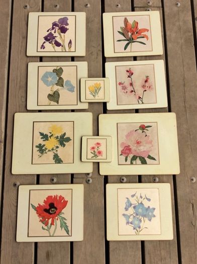 Vintage place mats