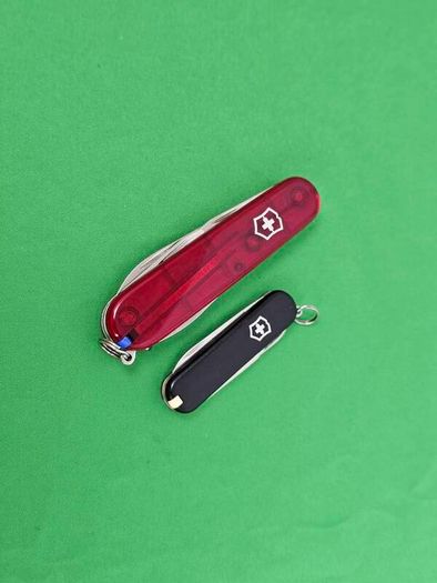 Victorinox Swiss Army Knife Lot