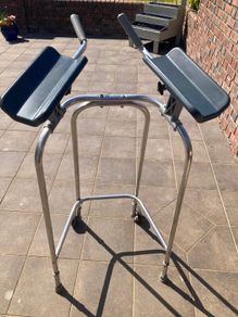 Arm  Walking Aid