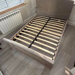 Bed 4ft 6