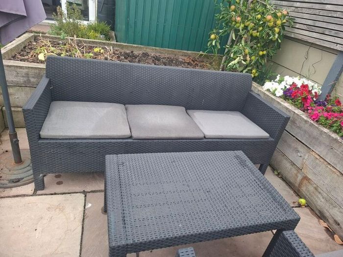 Garden furniture set