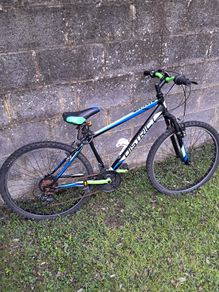 26" boys district bike