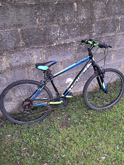 26" boys district bike