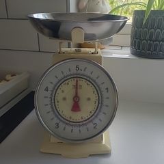 Retro style kitchen weighing scales - 5kg