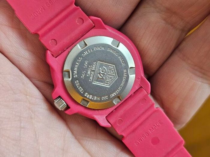 Vintage Swiss Made 1990s Tag Heuer Formula 1 Dark Pink Plastic Lady's Swiss Watch Quartz