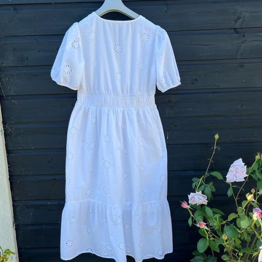 white cotton dress size M